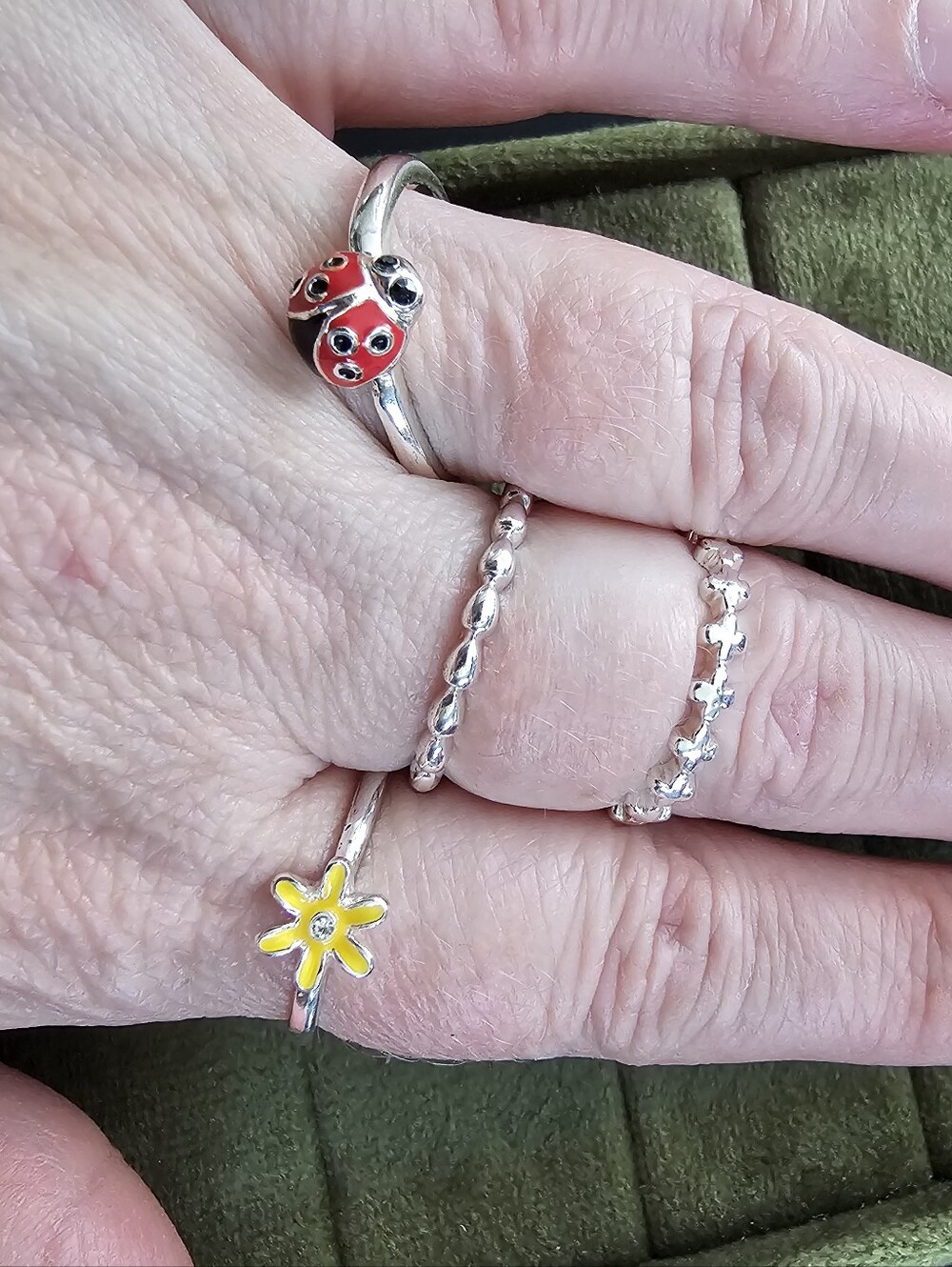 Set Of Avon Rings - Picture 3 of 6